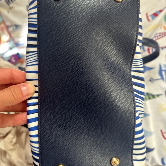 Purse - Picture 6 of 7